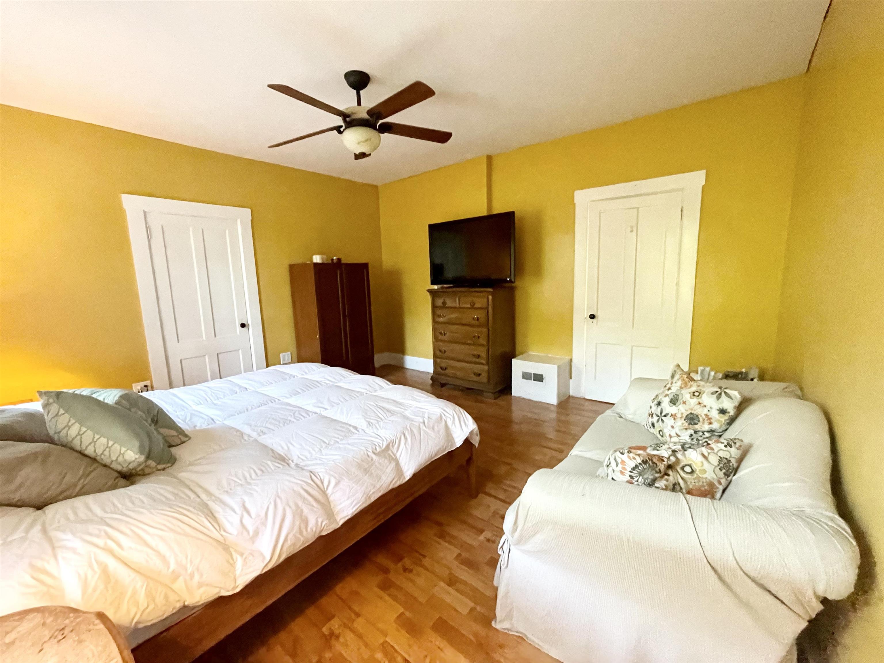 15 Earle Street Rockingham, VT 05101 - Photo 32 of 40