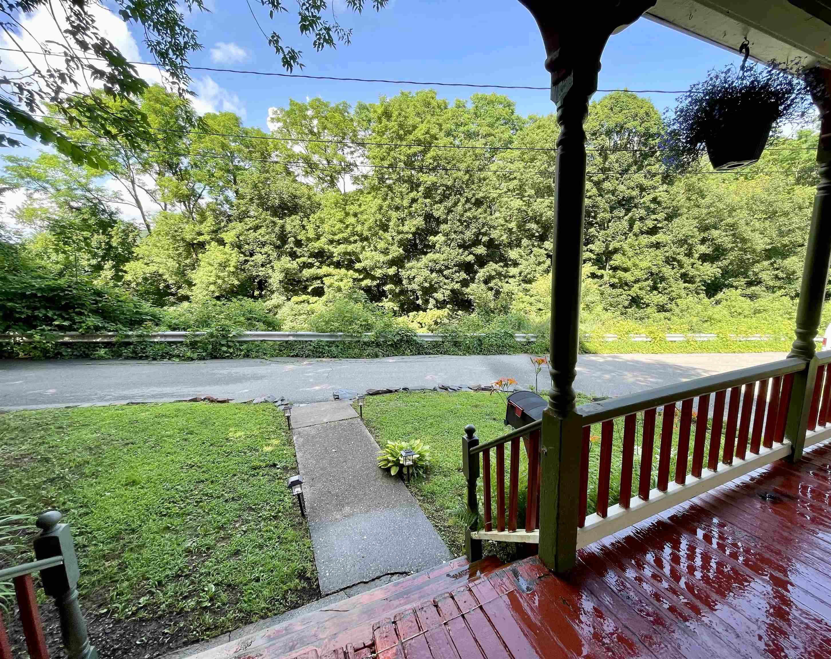 15 Earle Street Rockingham, VT 05101 - Photo 5 of 40