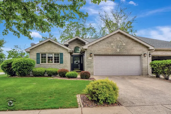 $256,500 | 1 Hilgert Court, Grant Park, IL 60940