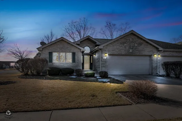 $259,000 | 1 Hilgert Court, Grant Park, IL 60940