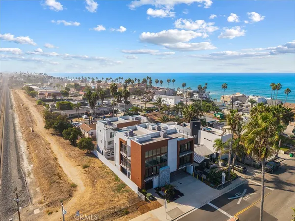 $5,000 | 215 Oceanside Boulevard, Unit 3, Oceanside, CA 92054