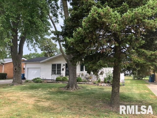 2121 East Sangamon Avenue Springfield, IL 62702 - Photo 1 of 19