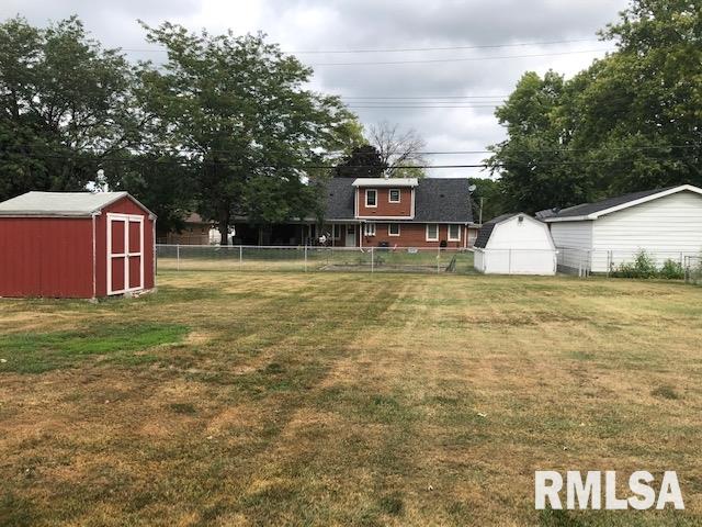2121 East Sangamon Avenue Springfield, IL 62702 - Photo 3 of 19