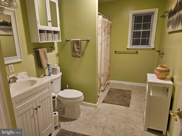 $639,000 | 24324 Asbury Drive, Denton, MD 21629