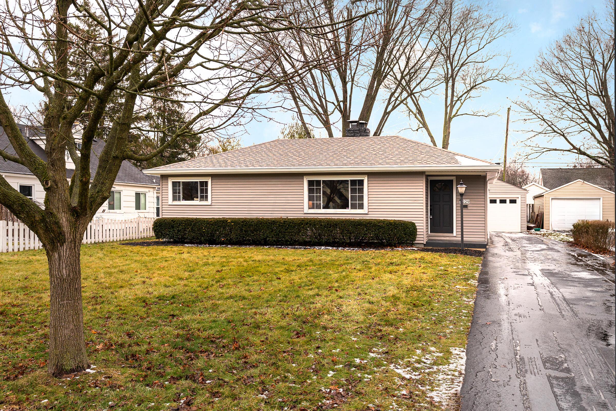 3229 Kenyon Road Columbus, OH 43221 - Photo 2 of 51 3229 Kenyon Rd-2