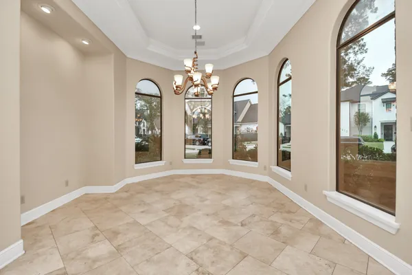 $9,500 | 1611 Lynnview Drive, Houston, TX 77055