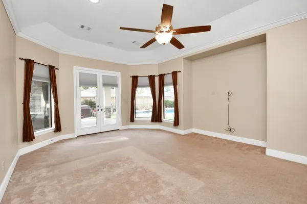 $9,500 | 1611 Lynnview Drive, Houston, TX 77055