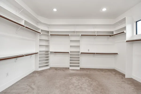 $9,500 | 1611 Lynnview Drive, Houston, TX 77055