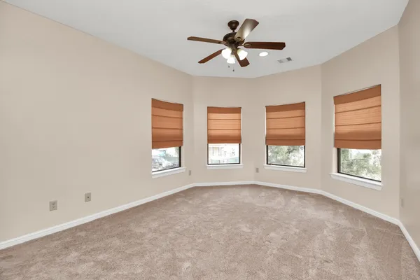 $9,500 | 1611 Lynnview Drive, Houston, TX 77055