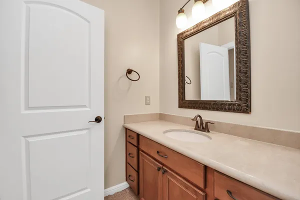 $9,500 | 1611 Lynnview Drive, Houston, TX 77055