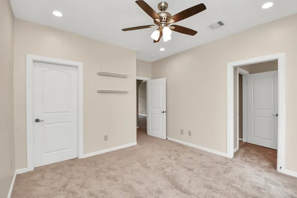 $9,500 | 1611 Lynnview Drive, Houston, TX 77055