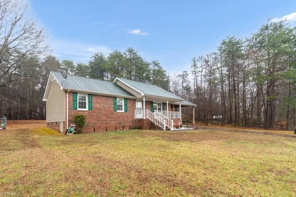 $249,900 | 516 John Street, Eden, NC 27288