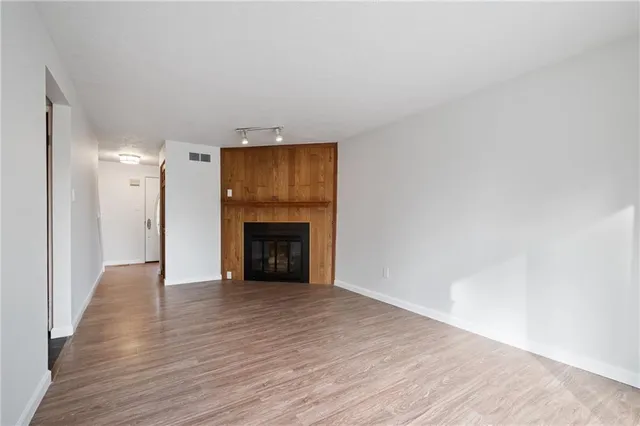 $2,900 | 2609 Fox Chase Court, Bridgeville, PA 15017