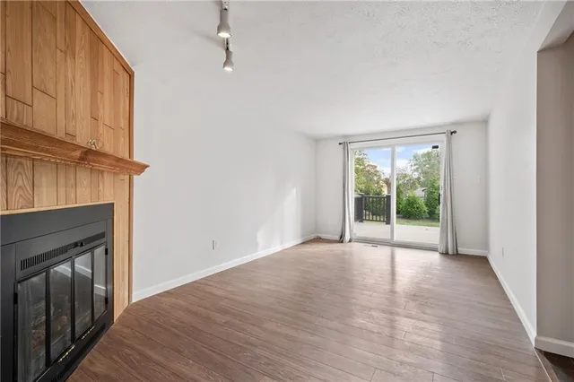 $2,900 | 2609 Fox Chase Court, Bridgeville, PA 15017