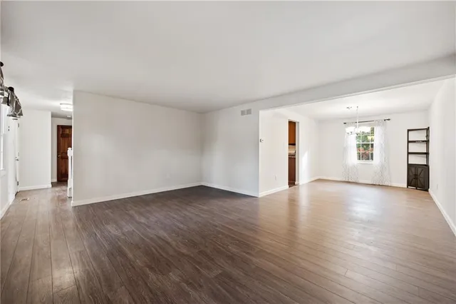 $2,900 | 2609 Fox Chase Court, Bridgeville, PA 15017