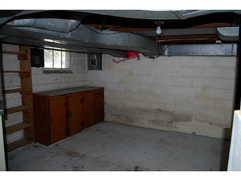 51 Snyder Street Springfield, OH 45504 - Photo 10 of 15 Gallery Image 10