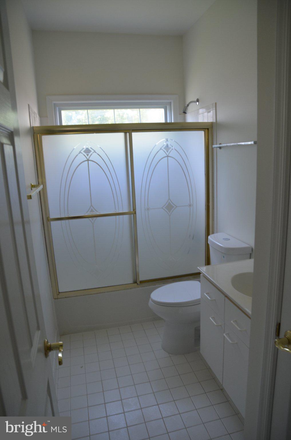 406 Longdraft Road Gaithersburg, MD 20878 - Photo 4 of 24 Bright and airy bathroom retreat.