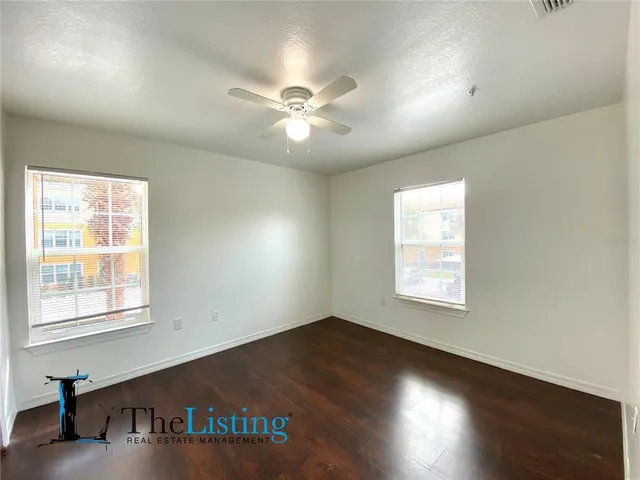 $1,650 | 5459 Vineland Road, Unit 4201, Orlando, FL 32811