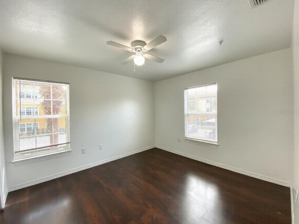 5459 Vineland Road, Unit 4201 Orlando, FL 32811 - Photo 6 of 11