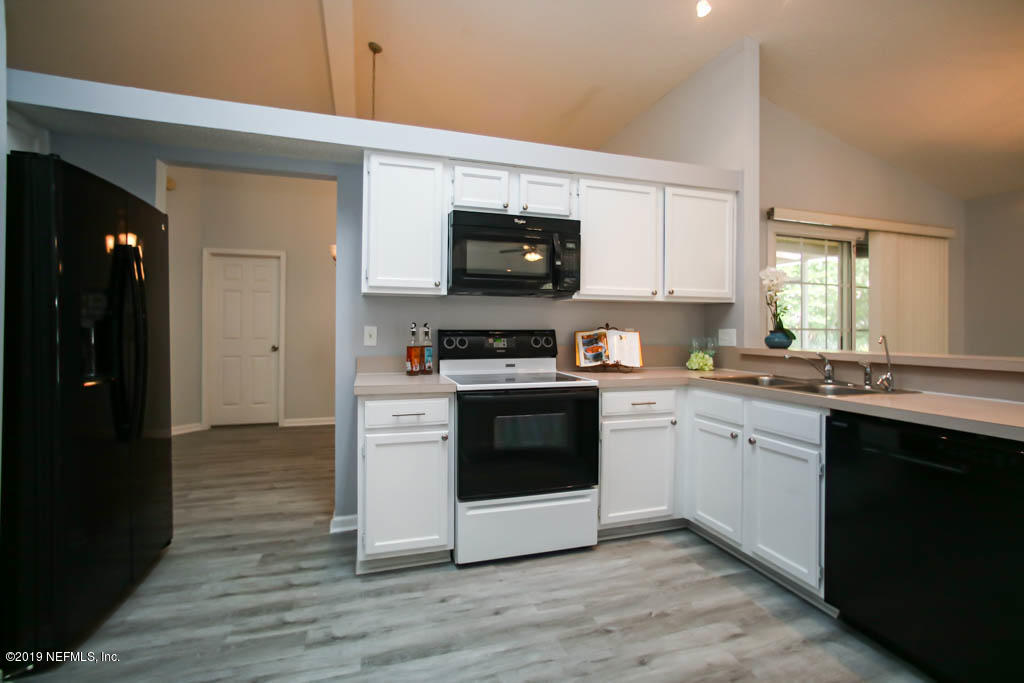 11929 Swooping Willow Road Jacksonville, FL 32223 - Photo 16 of 55 GKitchen View 4