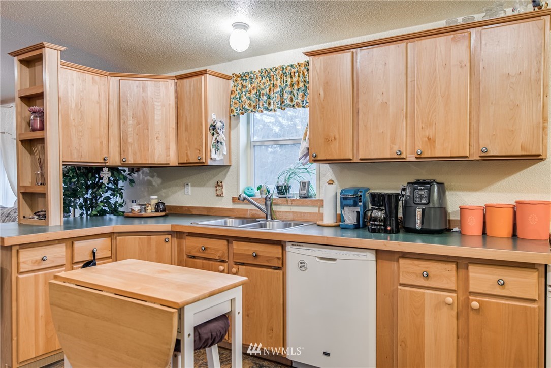 1209 Rose Valley Road Kelso, WA 98626 - Photo 4 of 25 Gallery Image 4