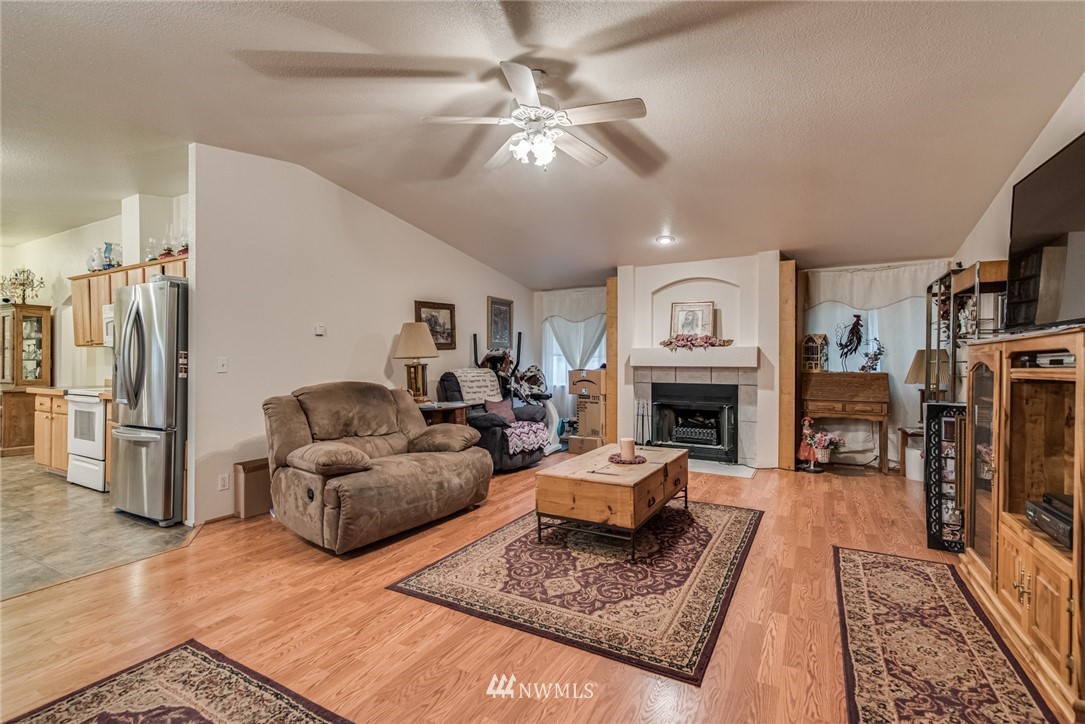1209 Rose Valley Road Kelso, WA 98626 - Photo 8 of 25 Gallery Image 8