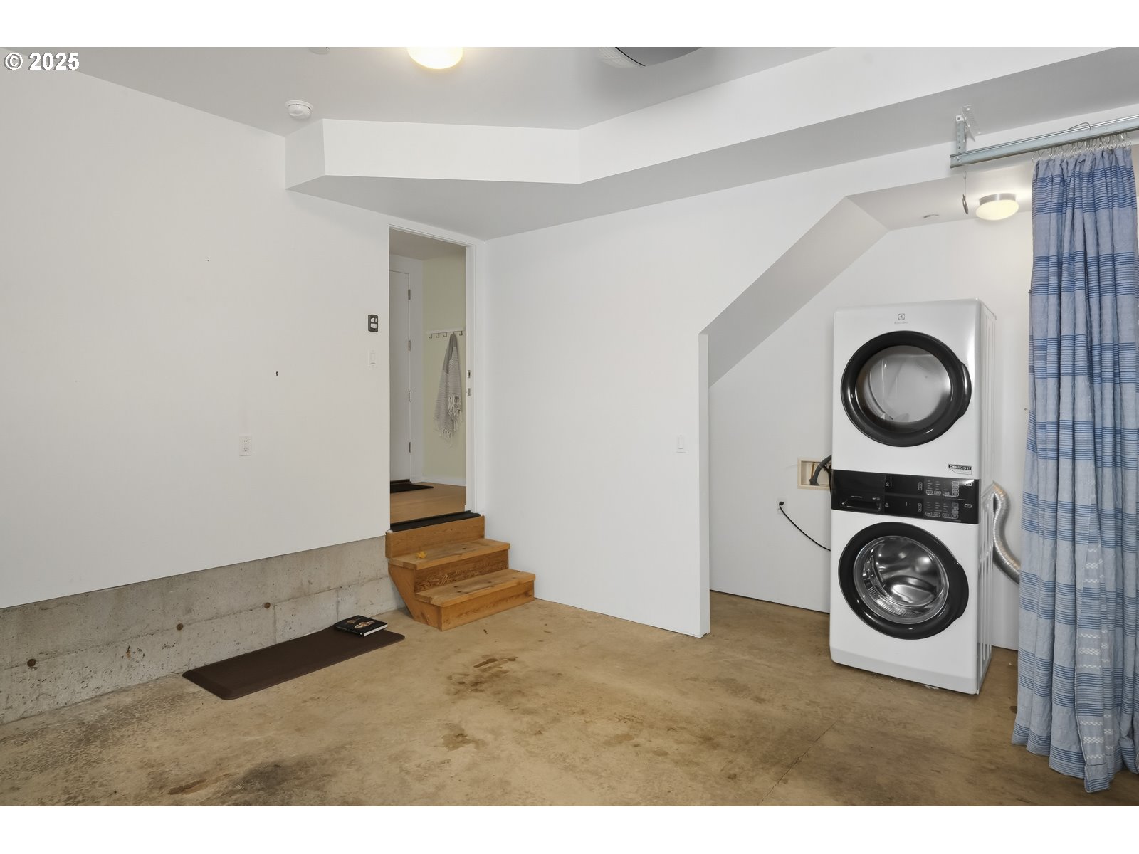 1102 Northeast Tillamook Street, Unit 5 Portland, OR 97212 - Photo 44 of 48
