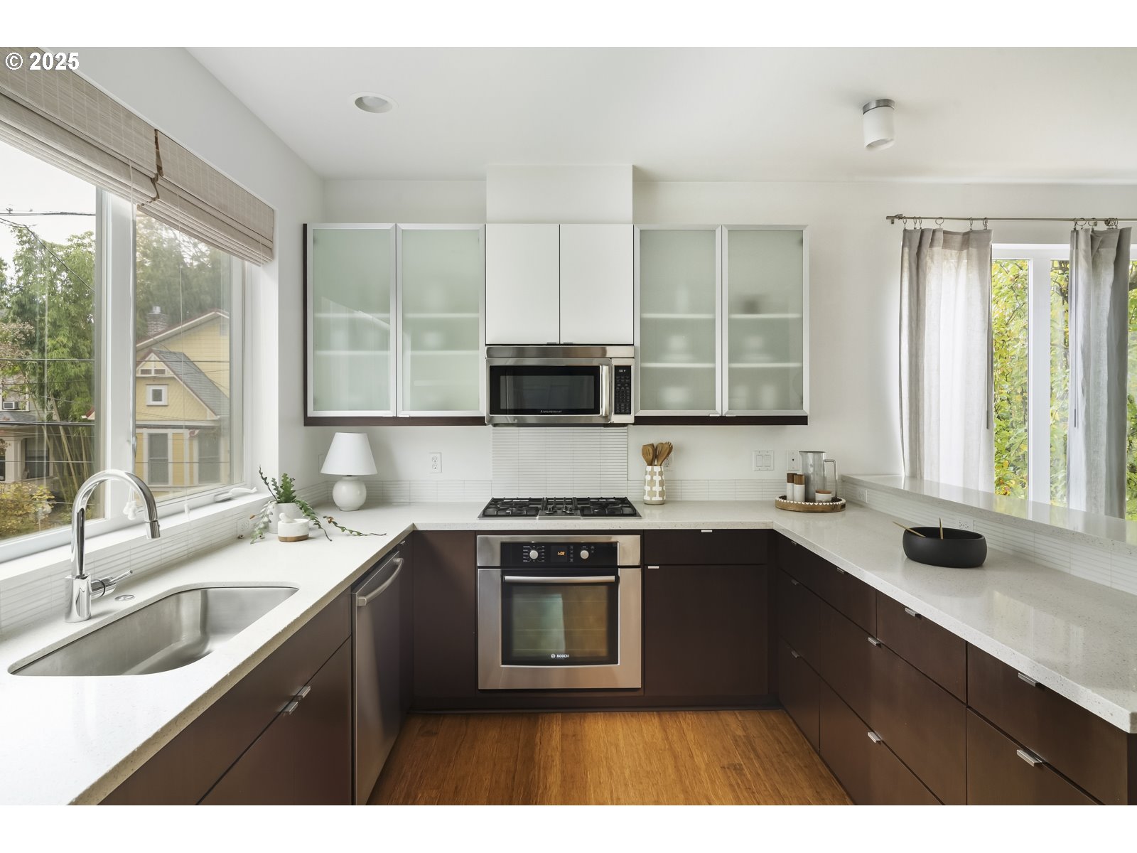 1102 Northeast Tillamook Street, Unit 5 Portland, OR 97212 - Photo 9 of 48 Kitchen