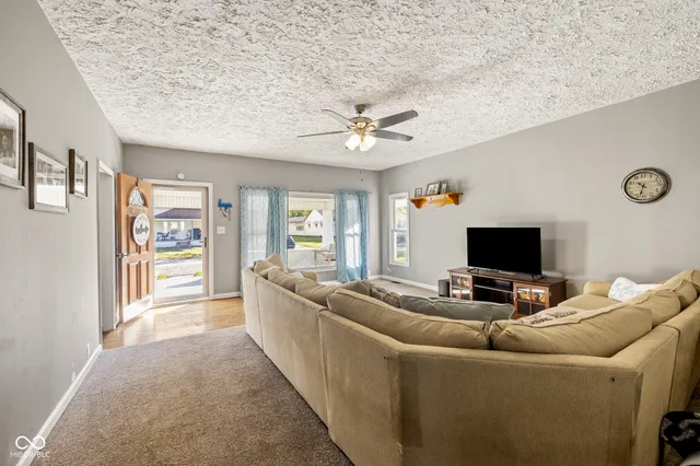 $140,000 | 204 Fordice Street, Russellville, IN 46175