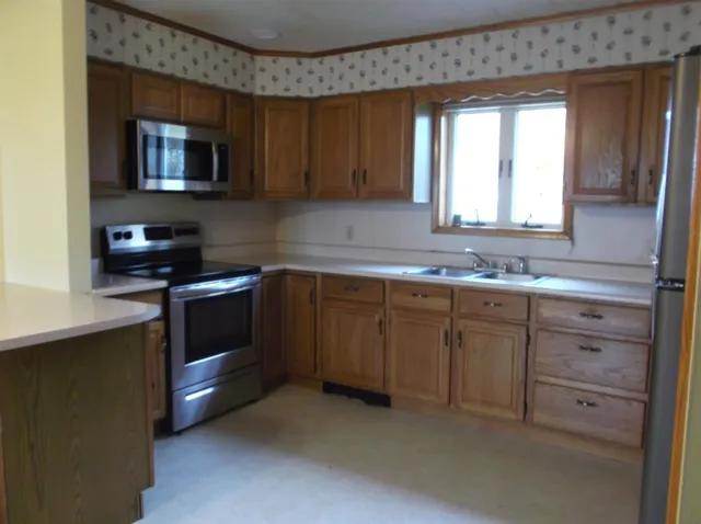 $1,800 | 153 Rainville Road, Highgate, VT 05459