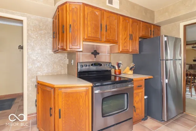 $229,900 | 520 Hawthorn Road, New Castle, IN 47362