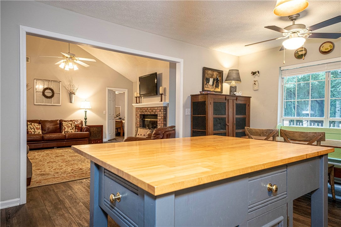 422 Pear Tree Road Auburn, AL 36830 - Photo 12 of 41 Gallery Image 12
