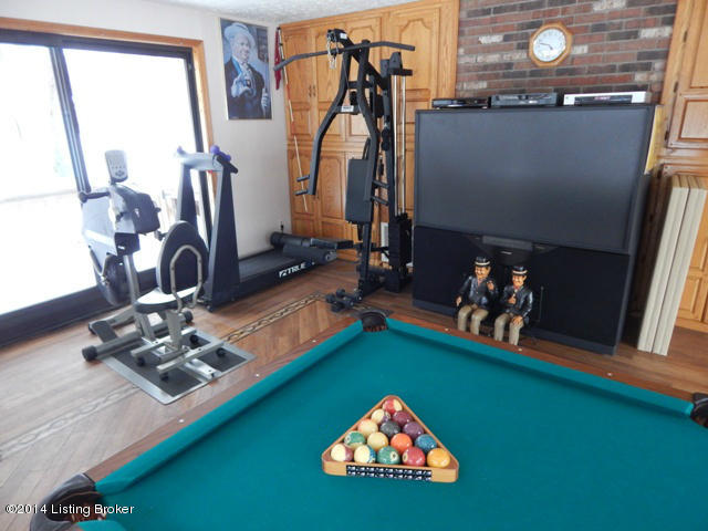1564 Knight Road Louisville, KY 40216 - Photo 31 of 48 DSCN1084