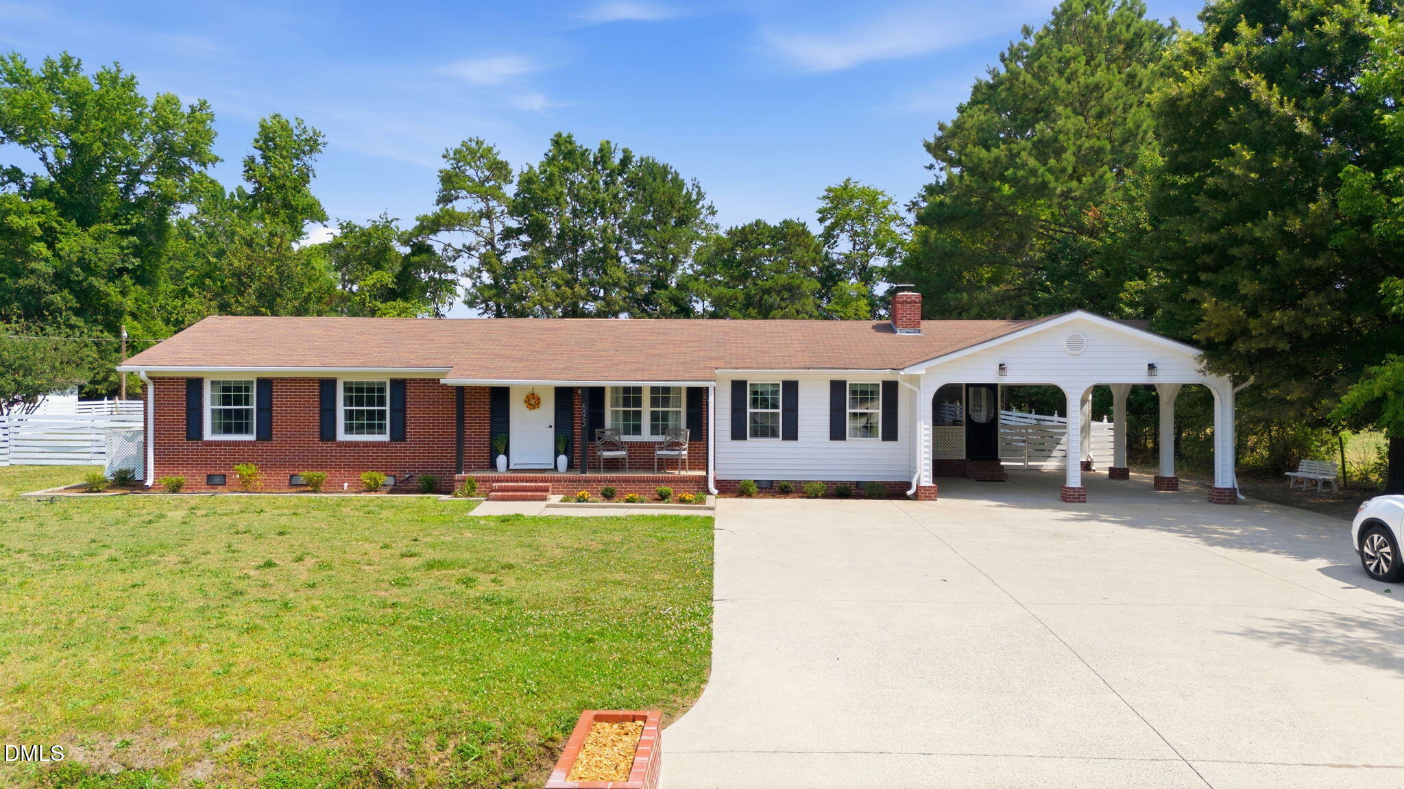 695 Old Rte 22 Kenly, NC 27542 - Photo 4 of 35