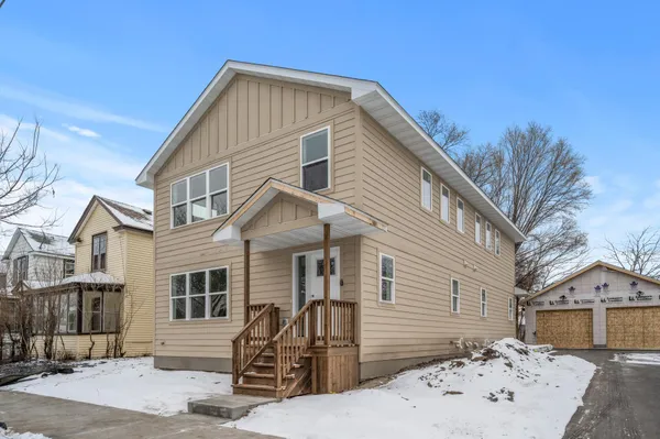 $799,900 | 820 26th Avenue Northeast, Minneapolis, MN 55418