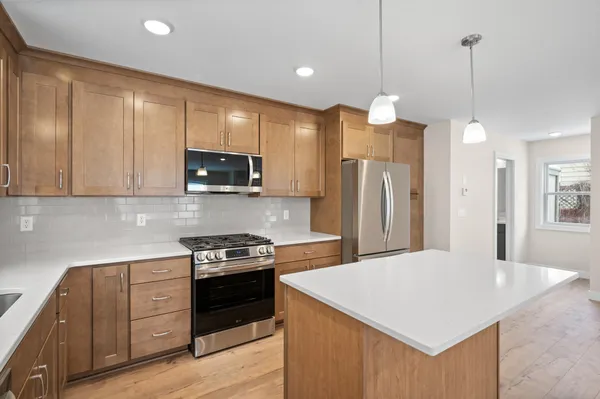 $799,900 | 820 26th Avenue Northeast, Minneapolis, MN 55418