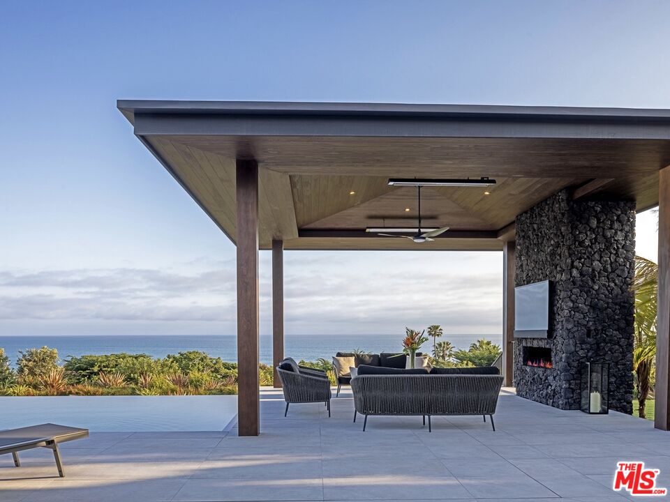 11809 Ellice Street Malibu, CA 90265 - Photo 17 of 39