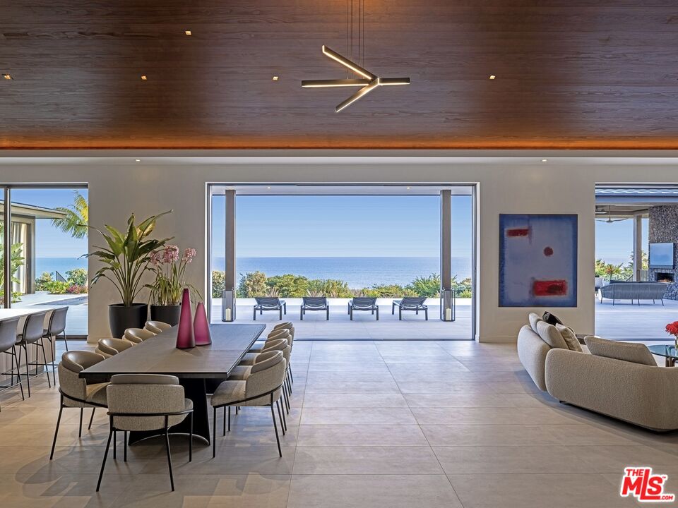 11809 Ellice Street Malibu, CA 90265 - Photo 3 of 39