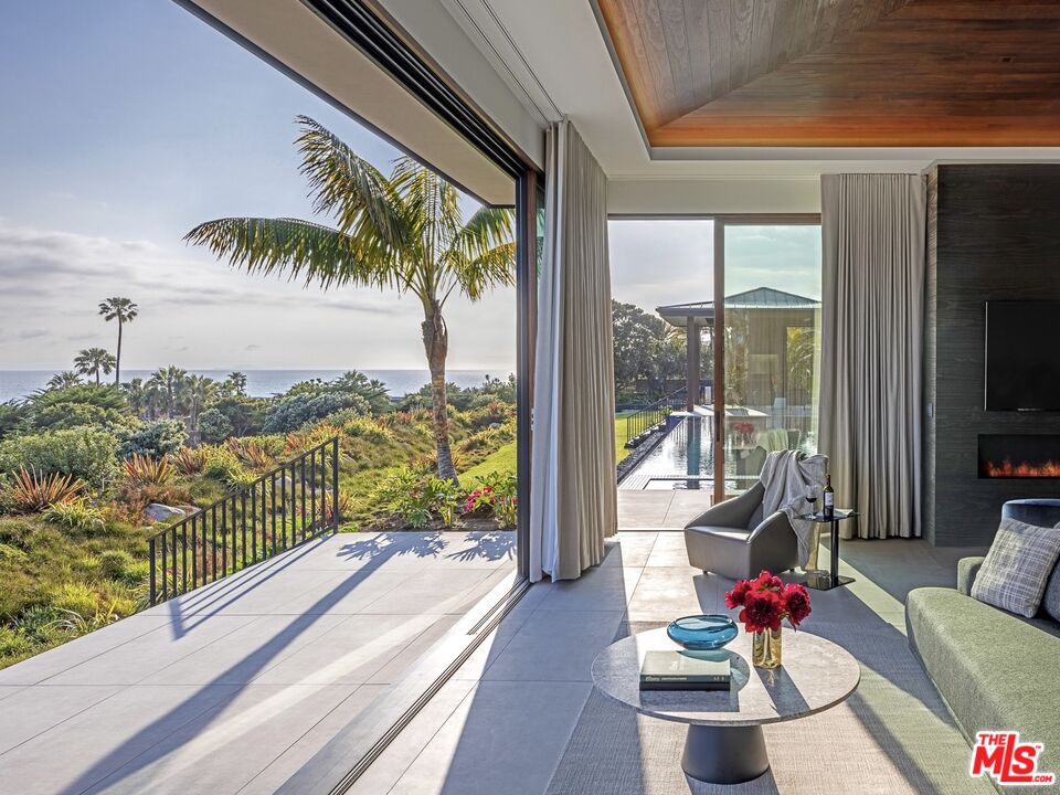 11809 Ellice Street Malibu, CA 90265 - Photo 6 of 39