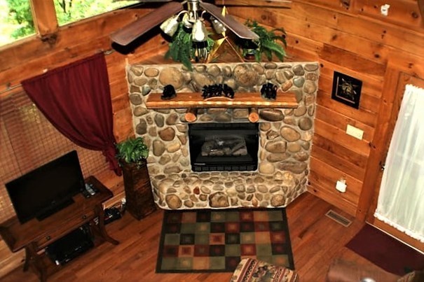 2468 North School House Gap Road Sevierville, TN 37876 - Photo 3 of 19