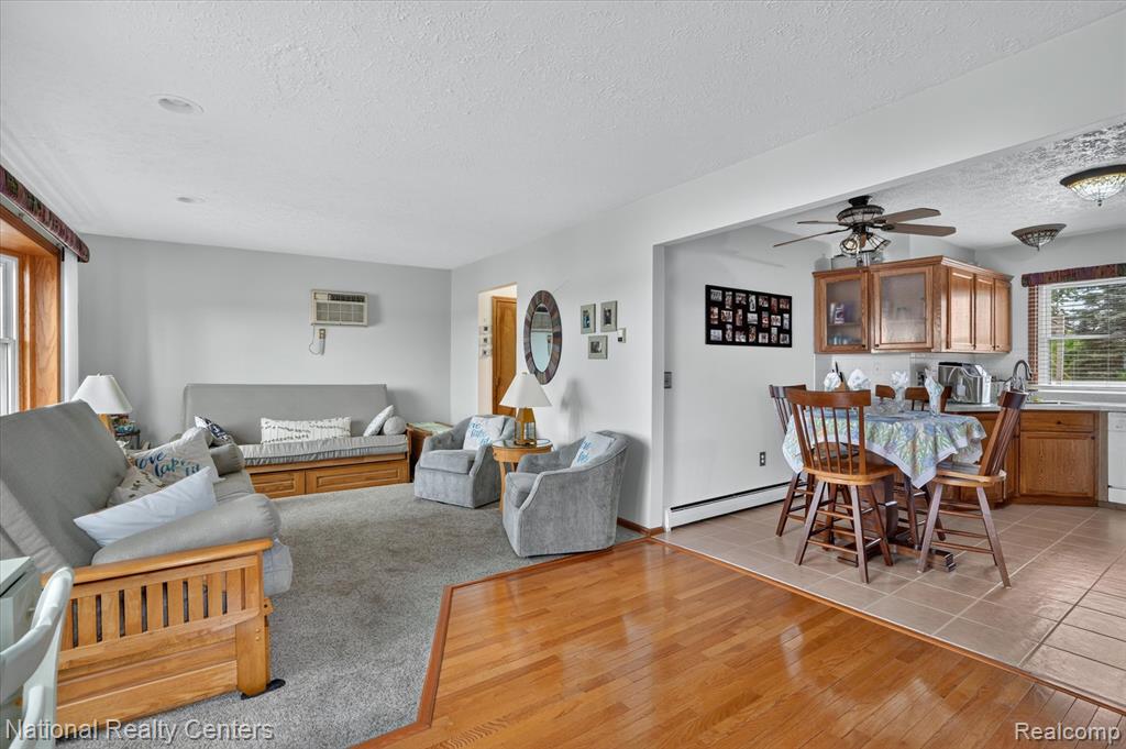 9450 Dexter-Pinckney Road Pinckney, MI 48169 - Photo 7 of 39