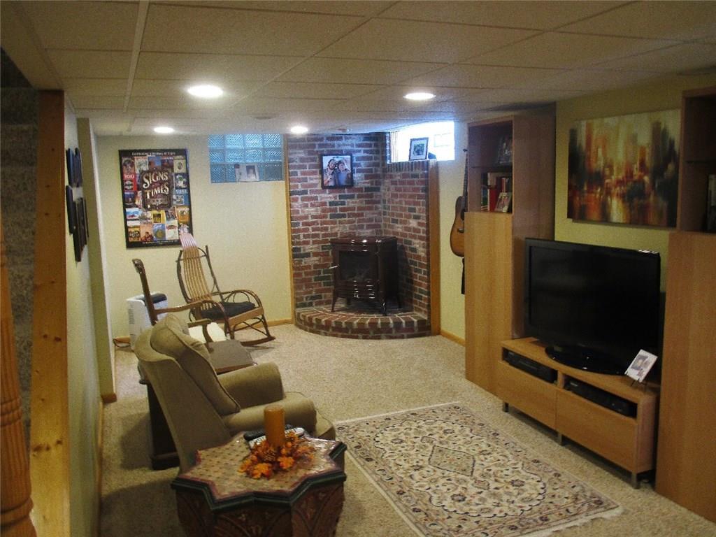 616 Gill Hall Road Clairton, PA 15025 - Photo 9 of 12 Gallery Image 9
