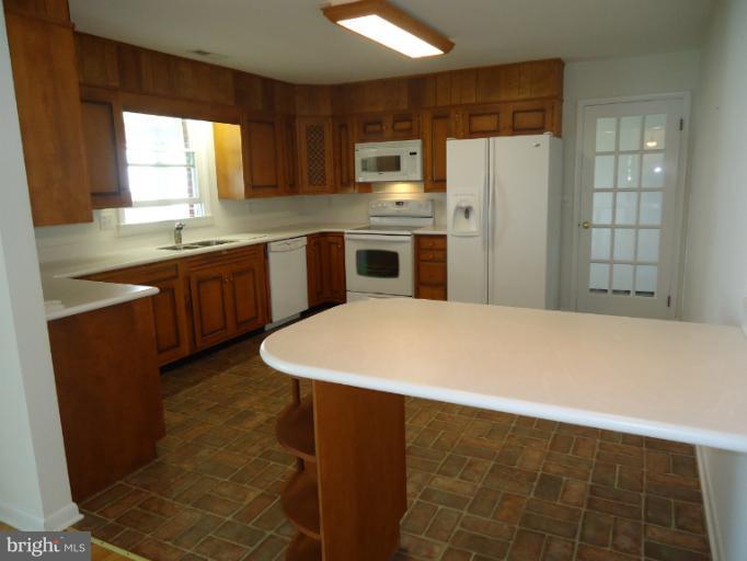 21630 Chicken Point Road Tilghman, MD 21671 - Photo 19 of 25 Kitchen