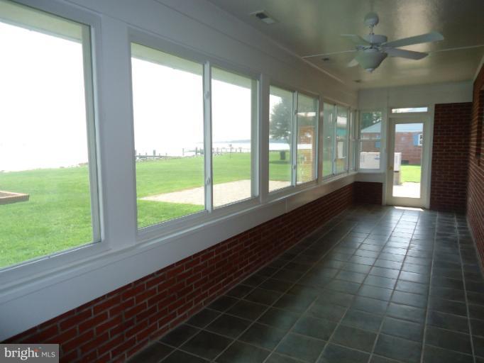 21630 Chicken Point Road Tilghman, MD 21671 - Photo 10 of 25 Interior (General)