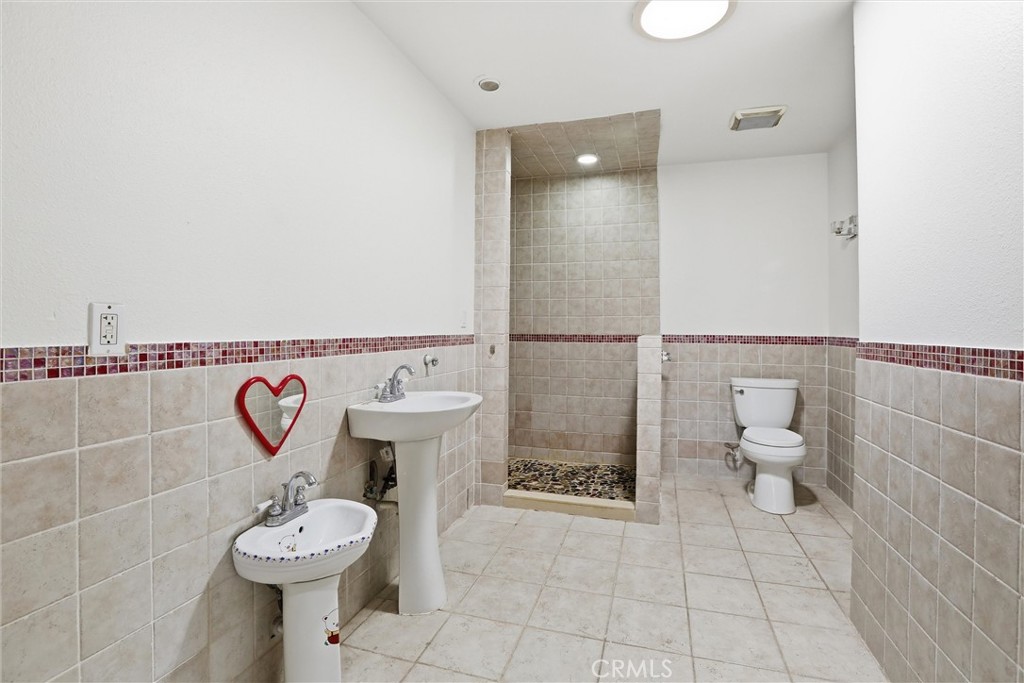 12234 Boulder View Drive Poway, CA 92064 - Photo 15 of 43