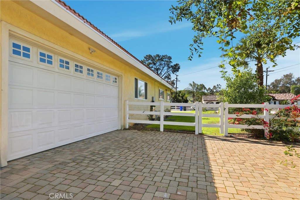 12234 Boulder View Drive Poway, CA 92064 - Photo 18 of 43