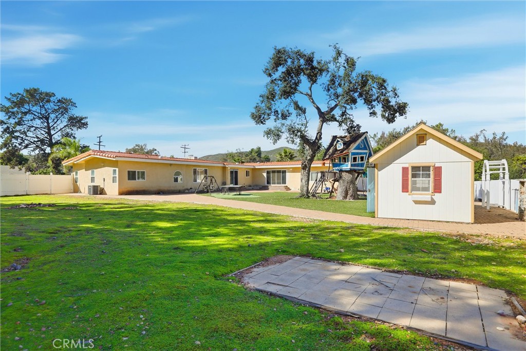 12234 Boulder View Drive Poway, CA 92064 - Photo 21 of 43