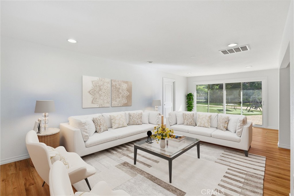 12234 Boulder View Drive Poway, CA 92064 - Photo 8 of 43