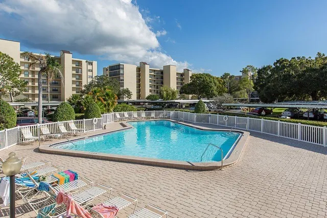 $165,000 | 2900 Cove Cay Drive, Unit 6F, Clearwater, FL 33760