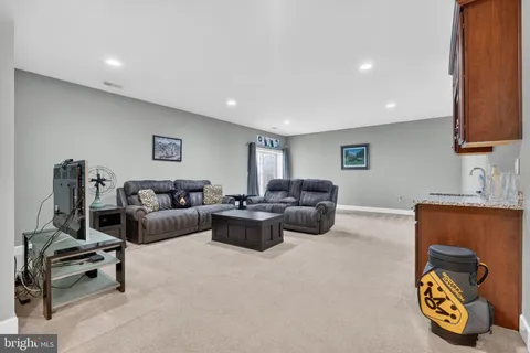 $1,050,000 | 15631 Avebury Manor Place, Leesburg, VA 20176